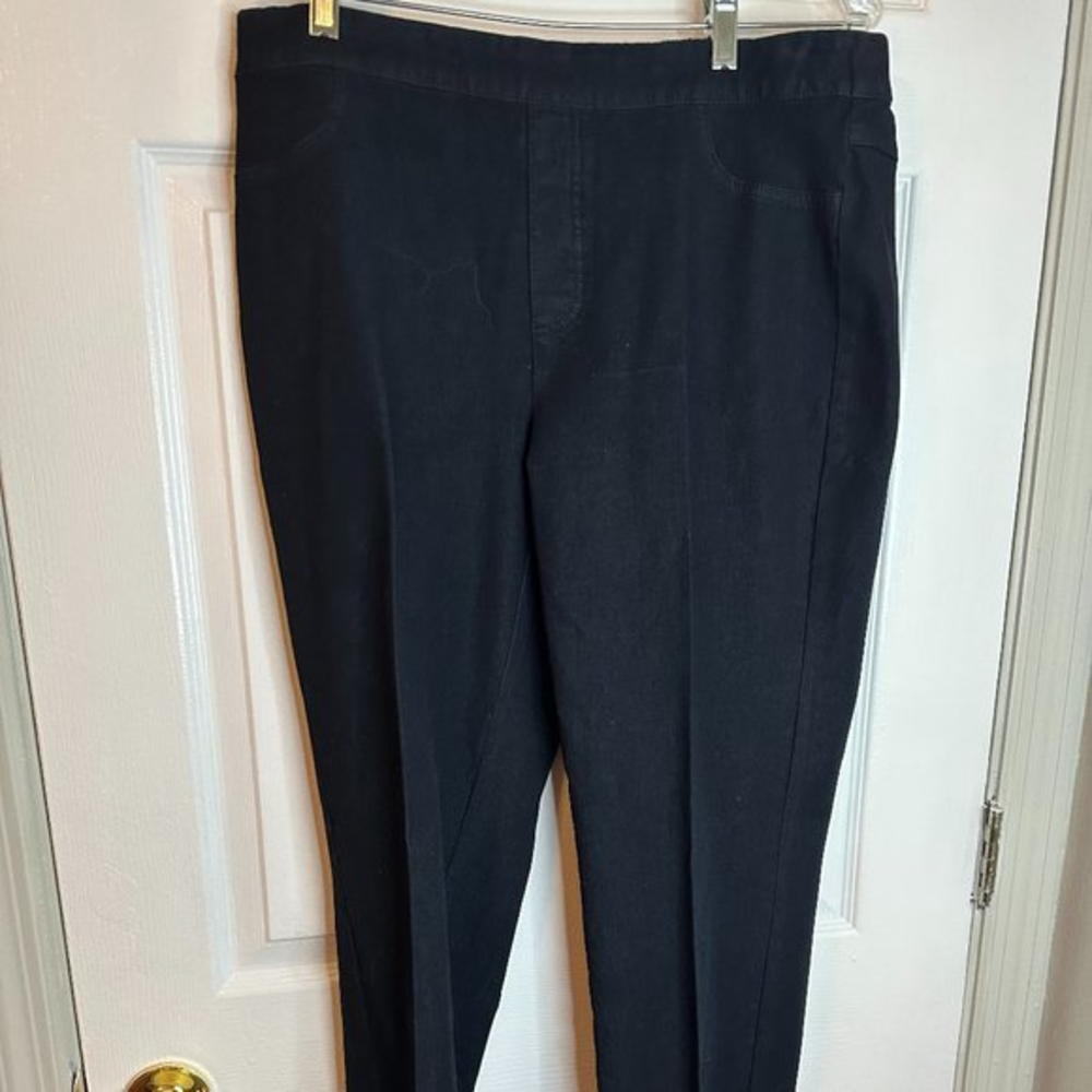 Black 14 Isaac Mizrahi Live Regular 24/7 Denim Straight Leg‎ Jeans
